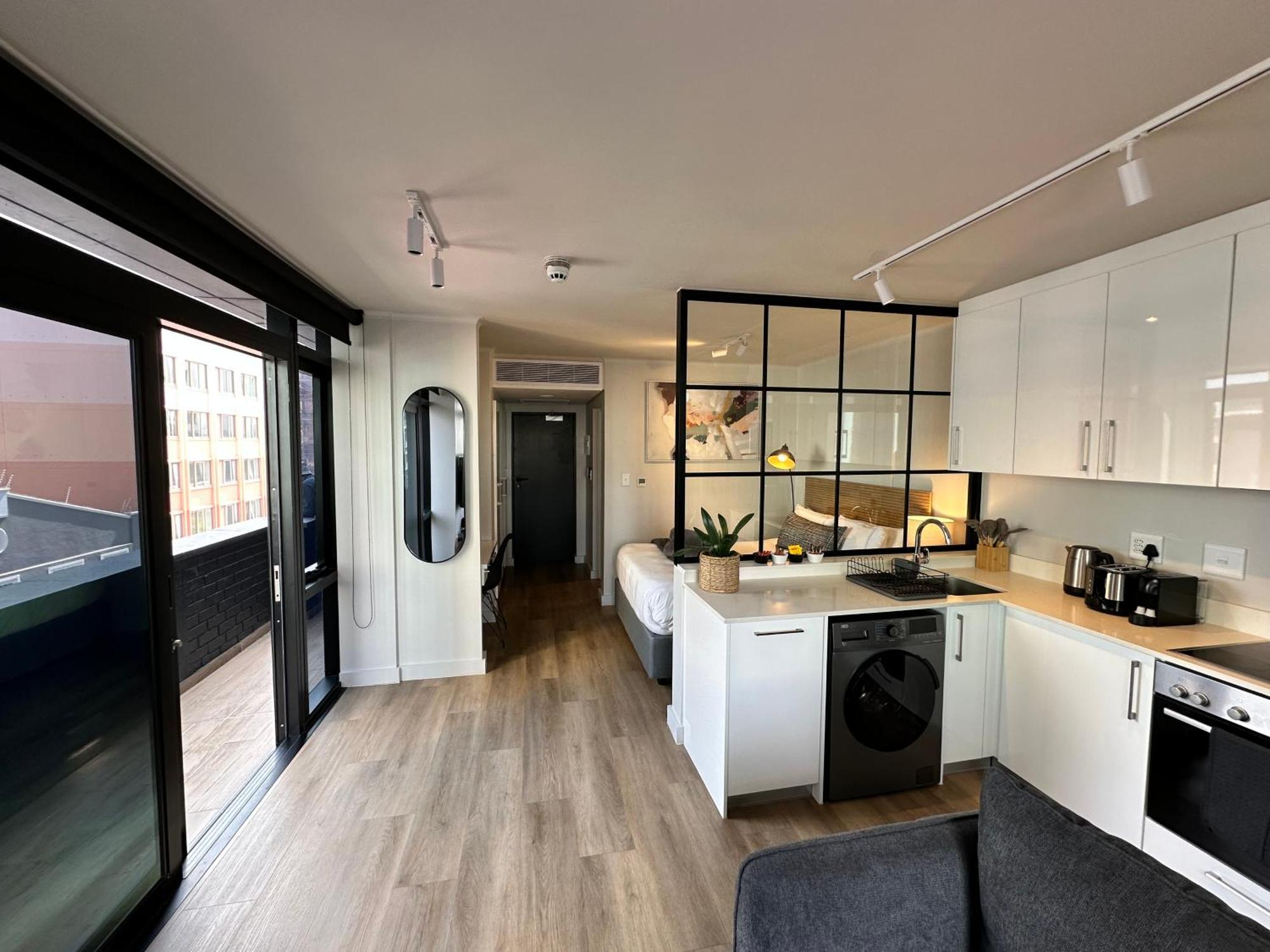 Tokyo Deluxe Urban Apartment